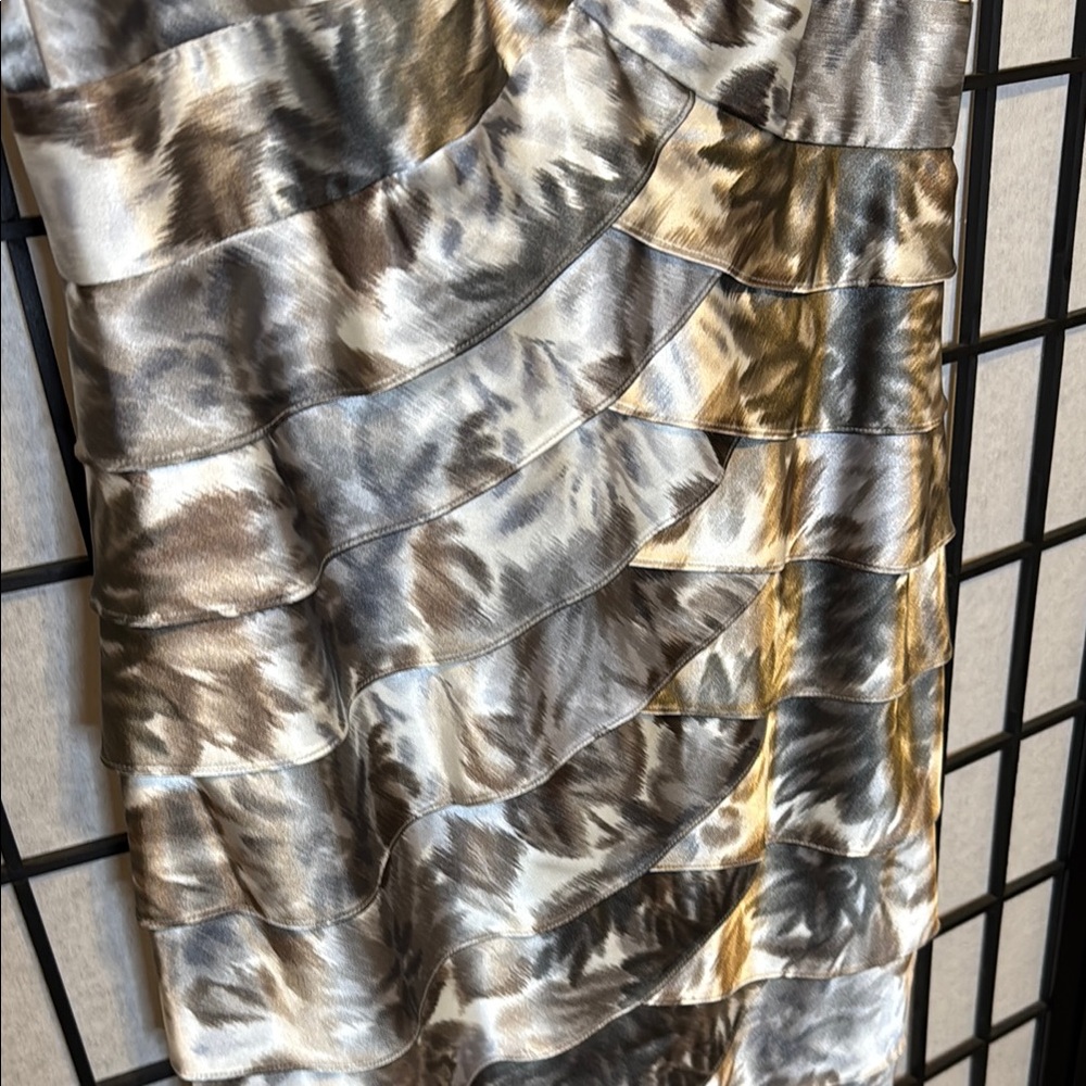 London Times Silver Sleeveless Sheath Midi Dress - Picture 3 of 5